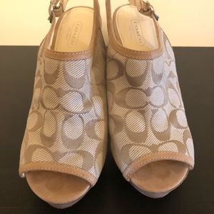 Coach Wedge -Size 8